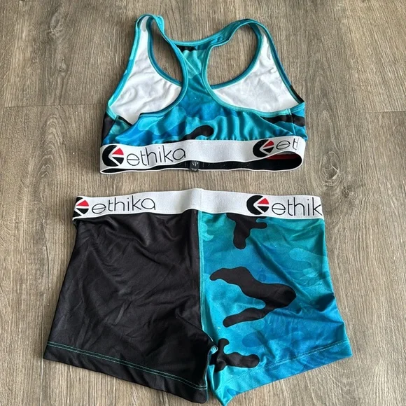 Ethika Camo Sports Bra and Shorts Set - Picture 2 of 2